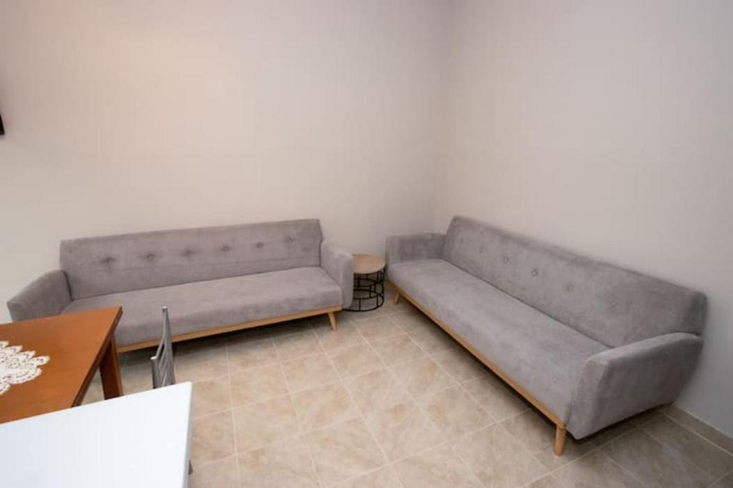 Vasileiou Apartments Kamena Vourla Exterior photo